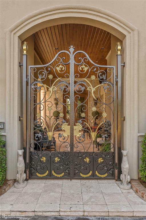104 Belle Maison Court Property Photo 38