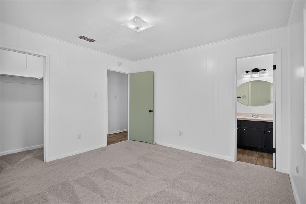 1010 Maple Street Property Photo 13