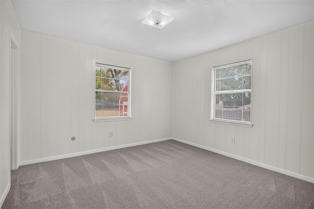 1010 Maple Street Property Photo 14