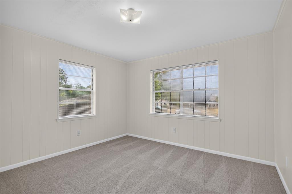 1010 Maple Street Property Photo 17