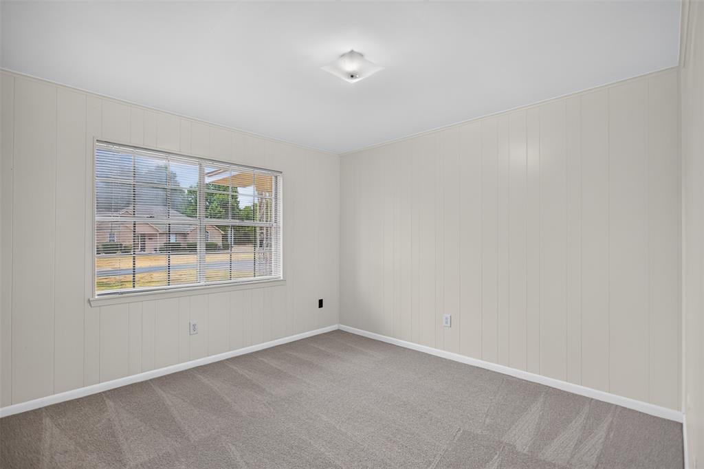 1010 Maple Street Property Photo 20