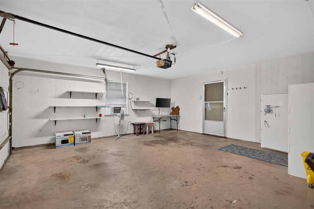 1010 Maple Street Property Photo 30