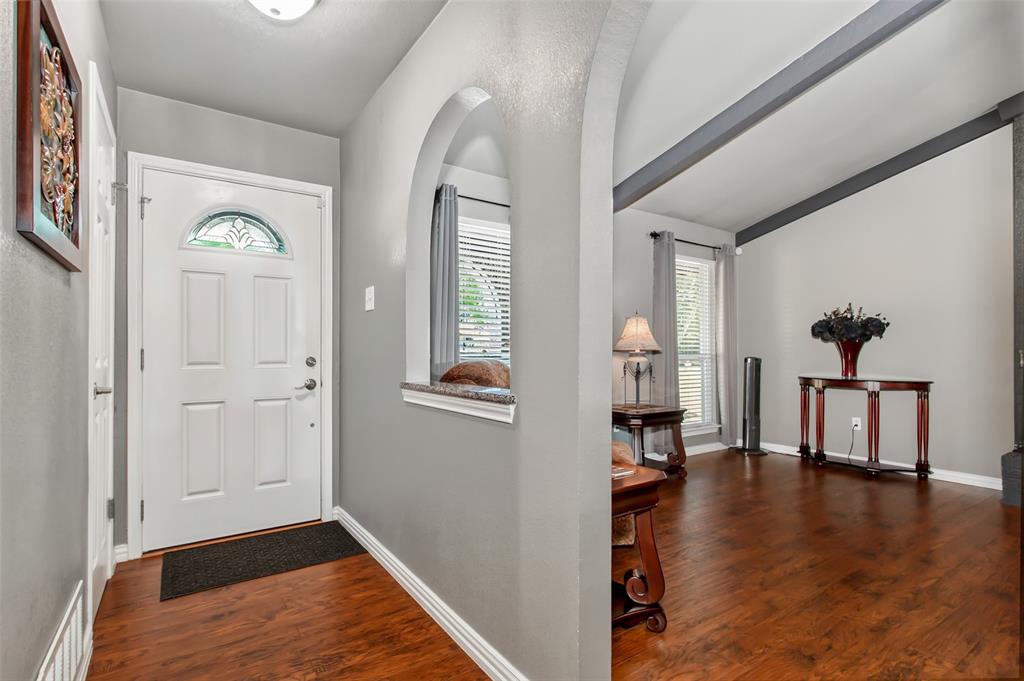 2600 Quail Valley Property Photo 4
