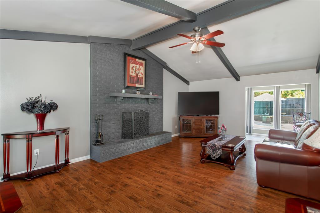 2600 Quail Valley Property Photo 7