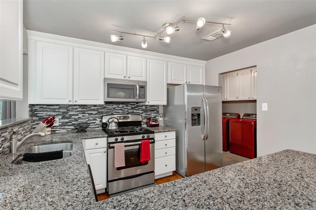 2600 Quail Valley Property Photo 14