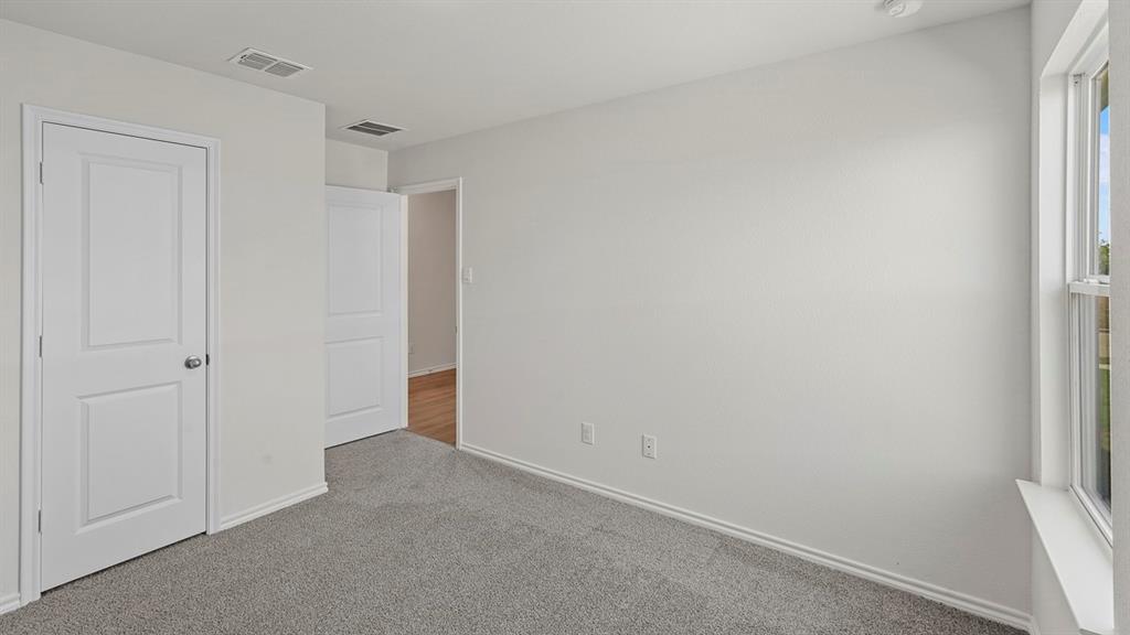 613 Edge Hill Lane Property Photo 11