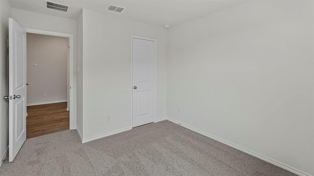 613 Edge Hill Lane Property Photo 14