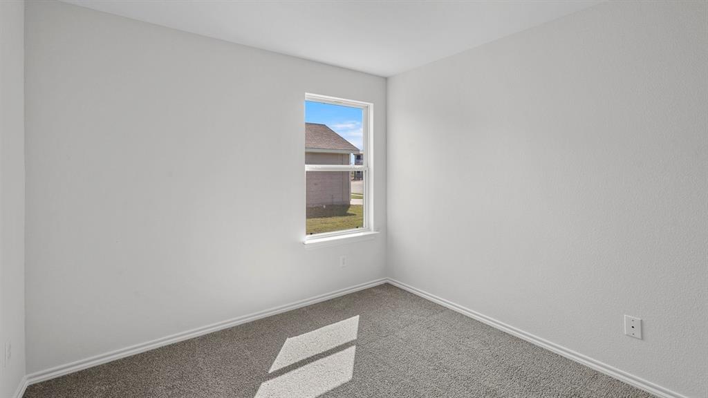 613 Edge Hill Lane Property Photo 16
