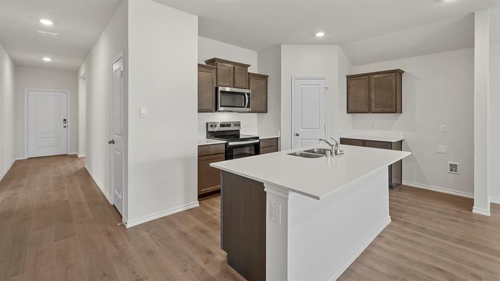 613 Edge Hill Lane Property Photo 17