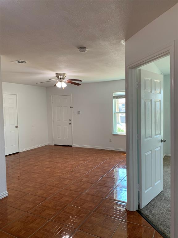 3541 Toronto Street Property Photo 7