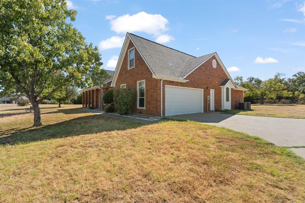 2521 Pecan Springs Road Property Photo 3