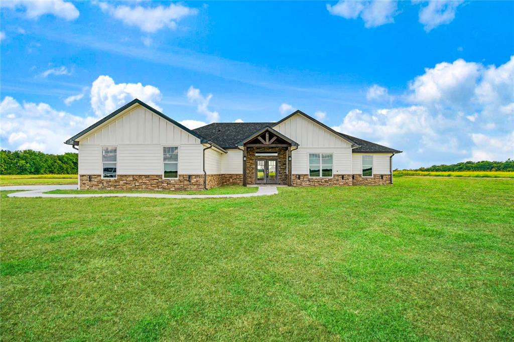 451 County Road 26850 Property Photo 1