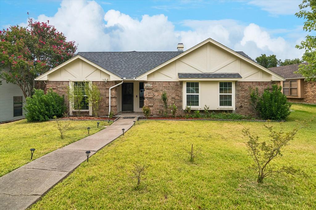 3217 Colby Circle Property Photo 1