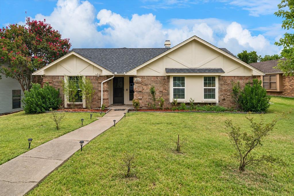 3217 Colby Circle Property Photo 1