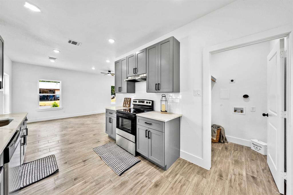 220 Calvert Street Property Photo 7