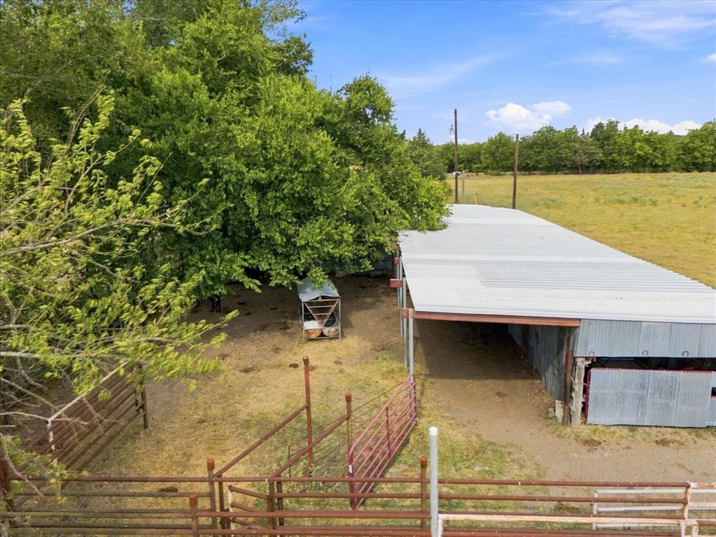 431 Fm 71 Property Photo 4