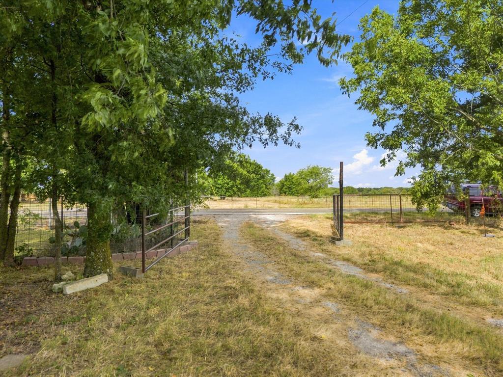 431 Fm 71 Property Photo 10