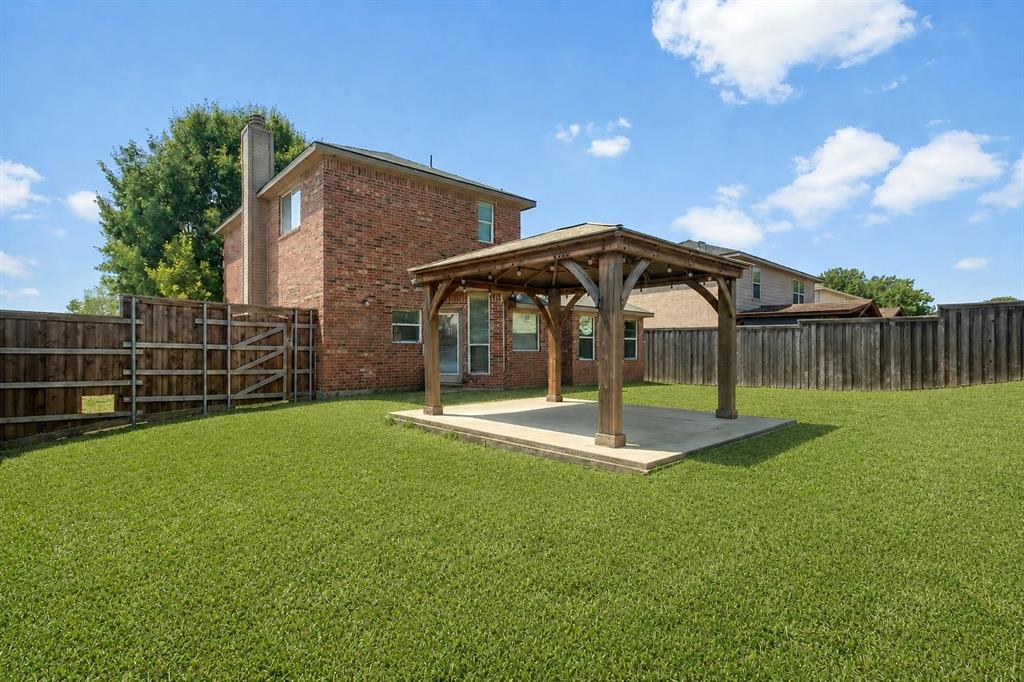 2500 Collier Drive Property Photo 1