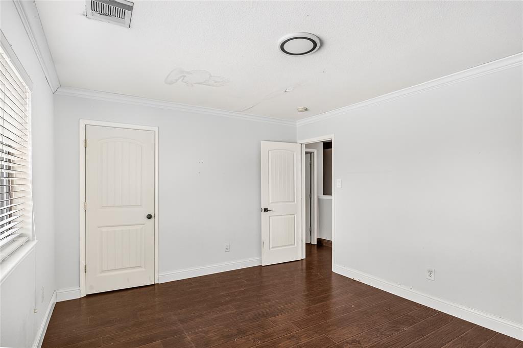 2500 Collier Drive Property Photo 16