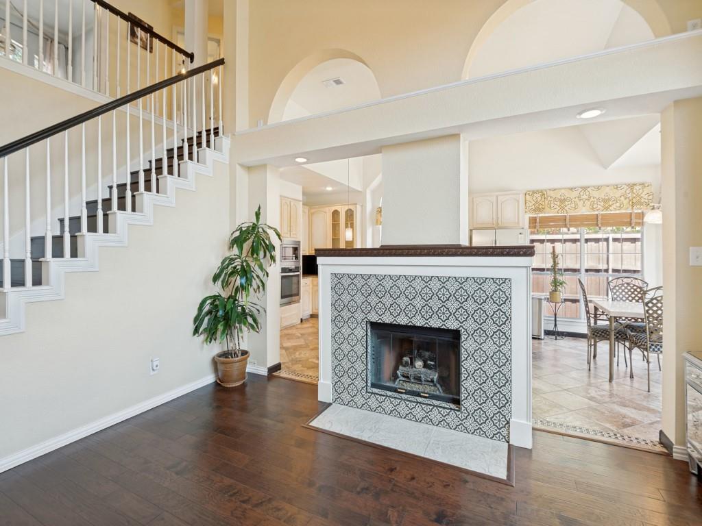 2700 Meadow Hills Lane Property Photo 8