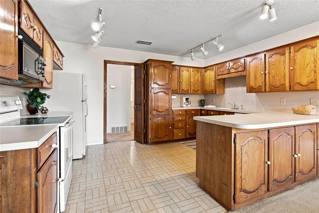 3516 Primrose Lane Property Photo 13