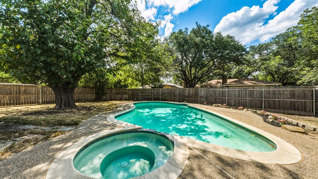 122 Meadowbrook Drive Property Photo 37