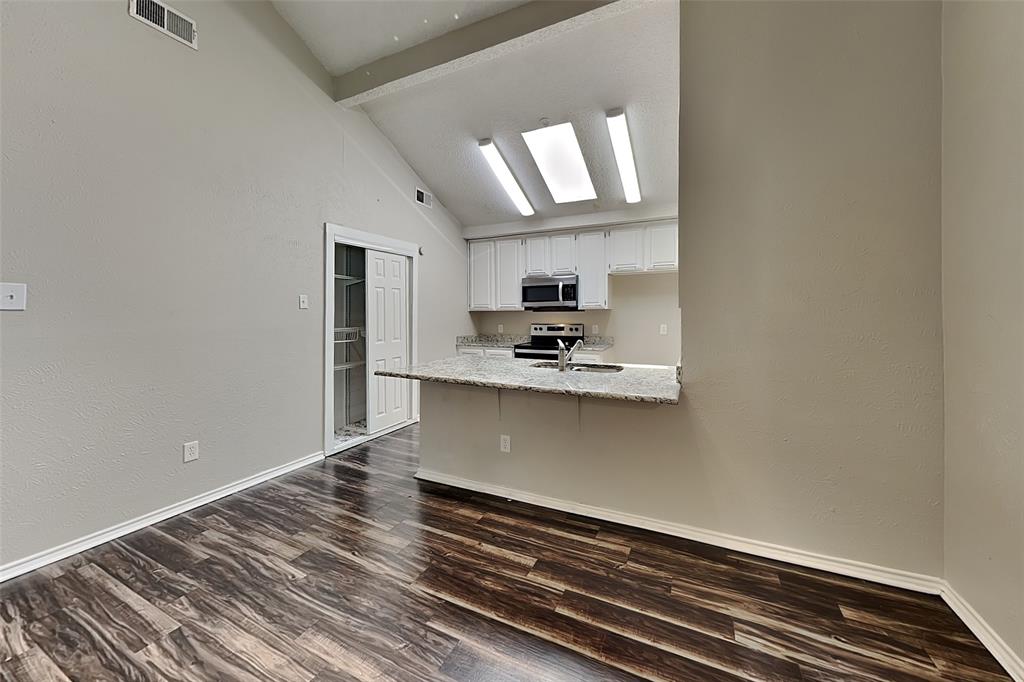 2016 Avignon Drive Property Photo 6