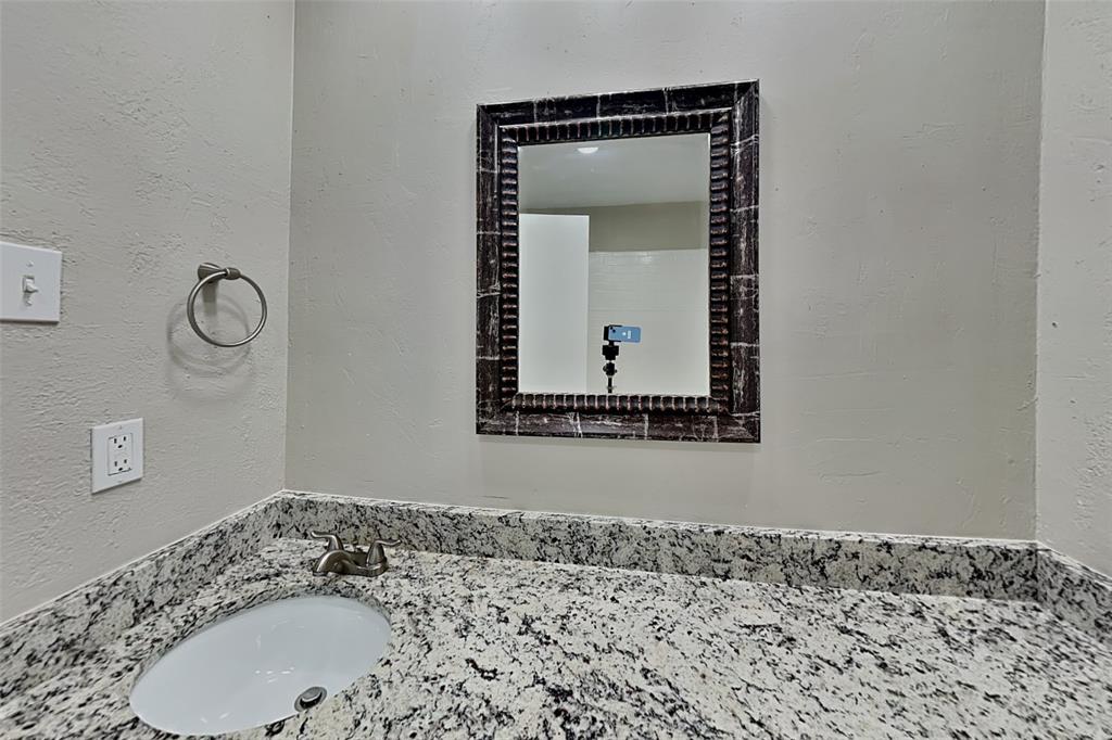 2016 Avignon Drive Property Photo 16