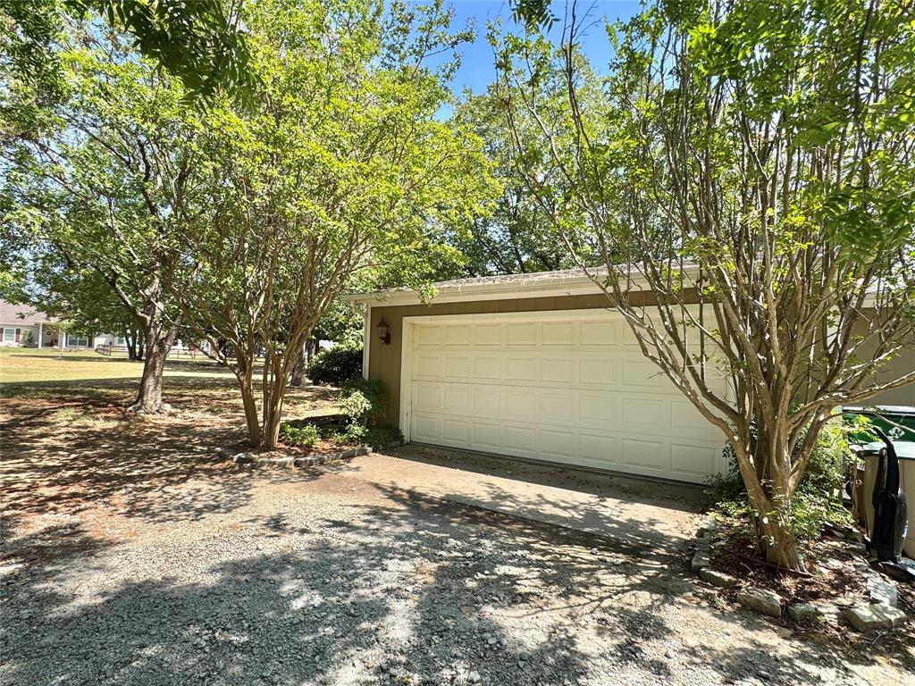 122 Pawnee Trail Property Photo 3