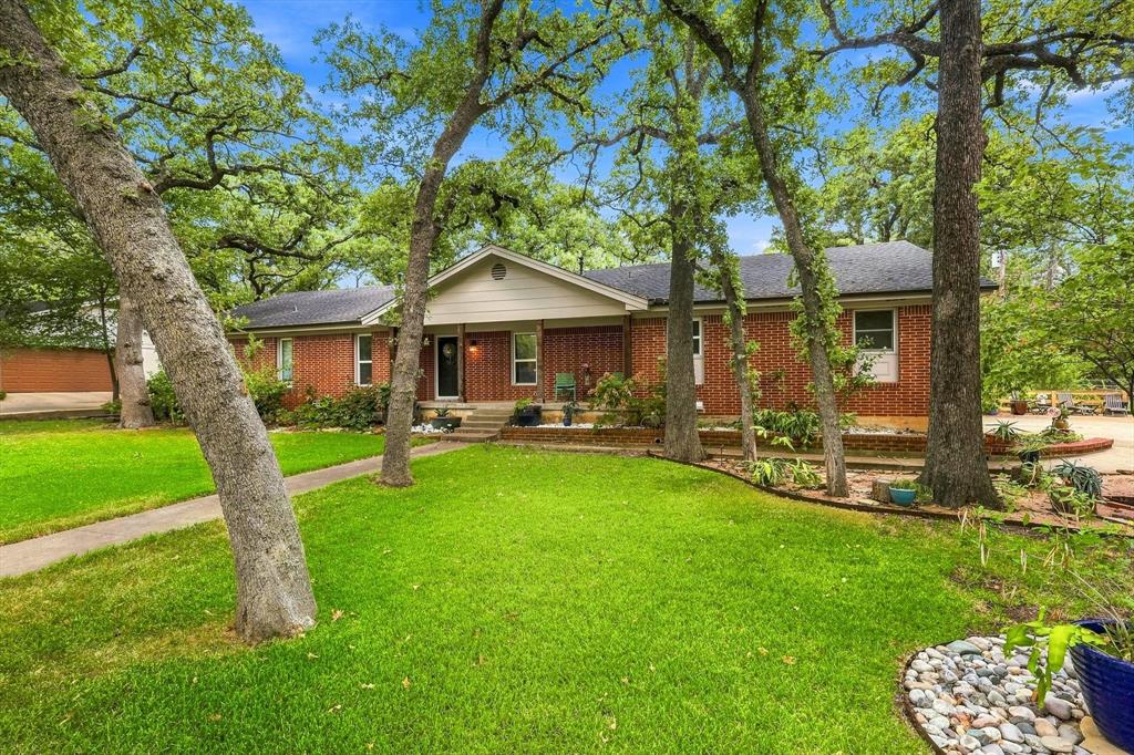 307 Shadow Lane Property Photo 1