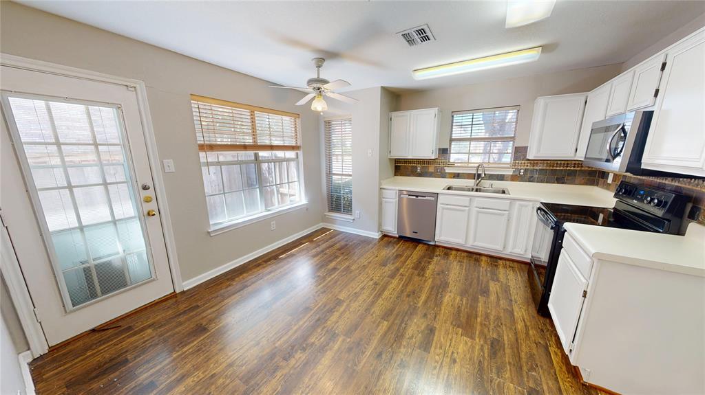 729 Fawn Valley Drive Property Photo 6
