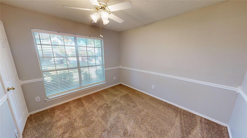 729 Fawn Valley Drive Property Photo 13