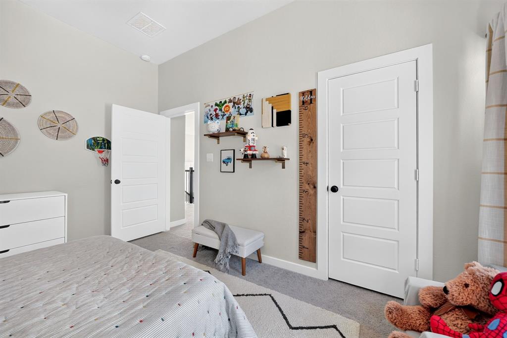 1022 Kennedy Drive Property Photo 22