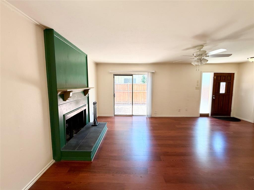 2642 Custer Parkway A Property Photo 2
