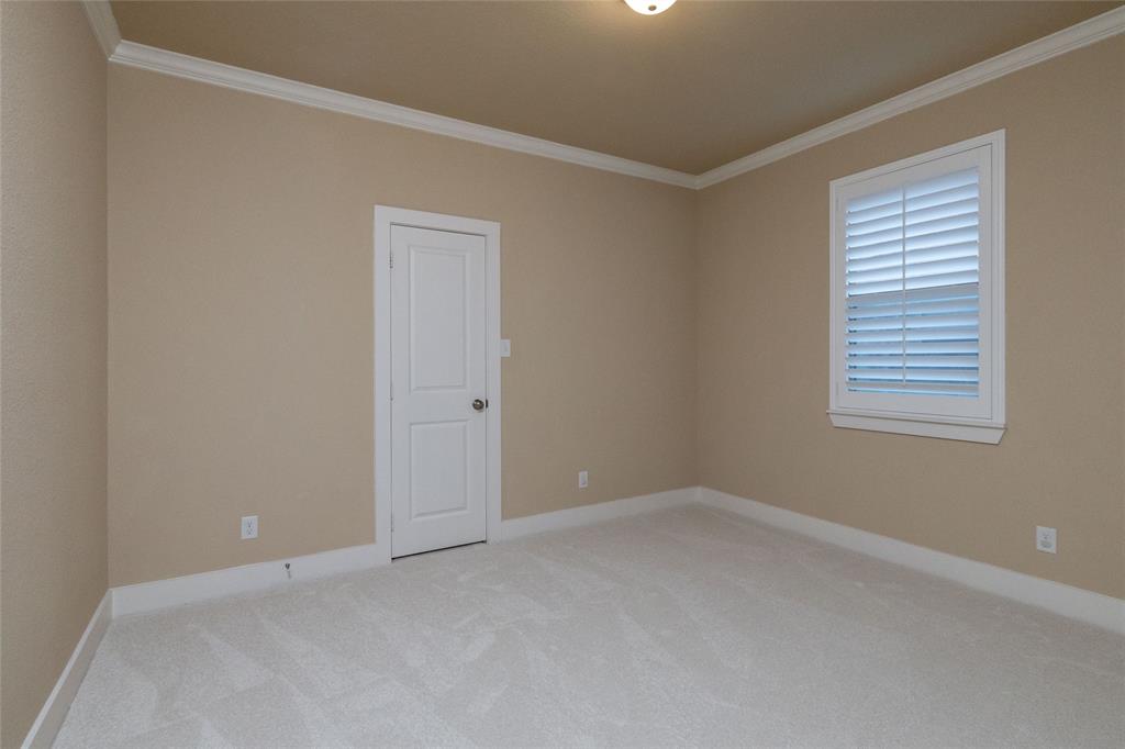 2505 Sanders Court Property Photo 27
