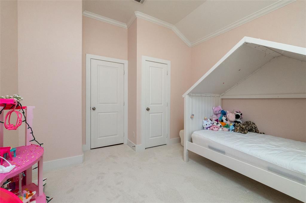 2505 Sanders Court Property Photo 30