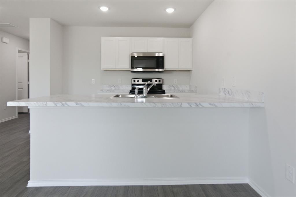318 Azalea Trail Property Photo 13