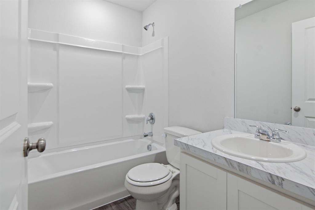 318 Azalea Trail Property Photo 27