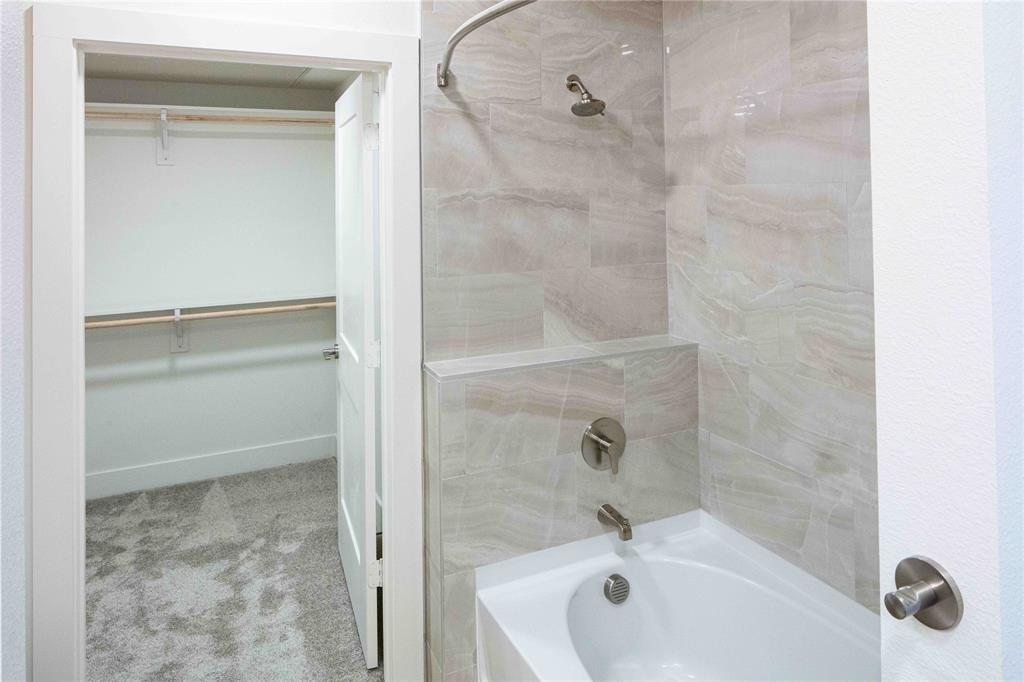 108 N Us 377 304 Property Photo 6