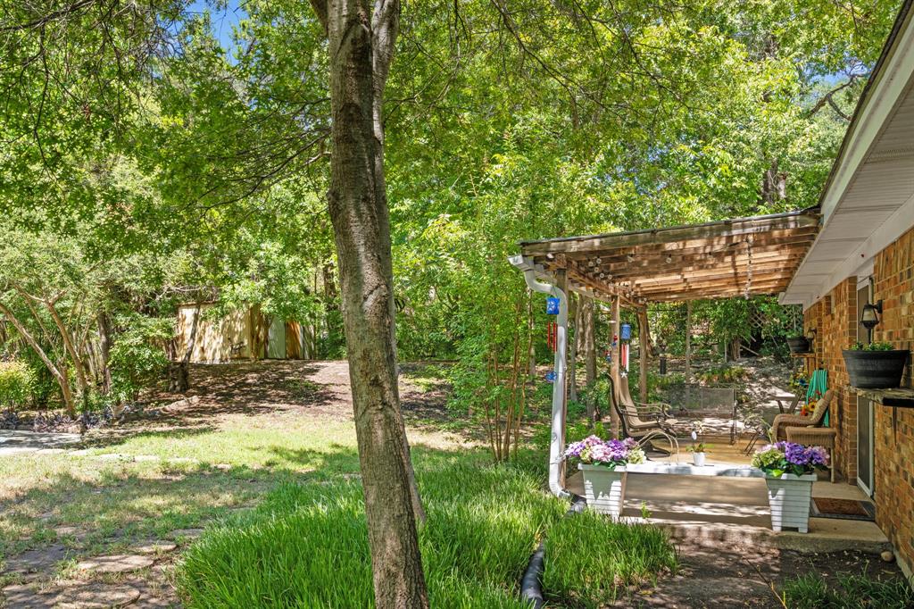 5607 Mona Lane Property Photo 4