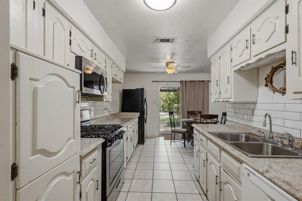 5607 Mona Lane Property Photo 6
