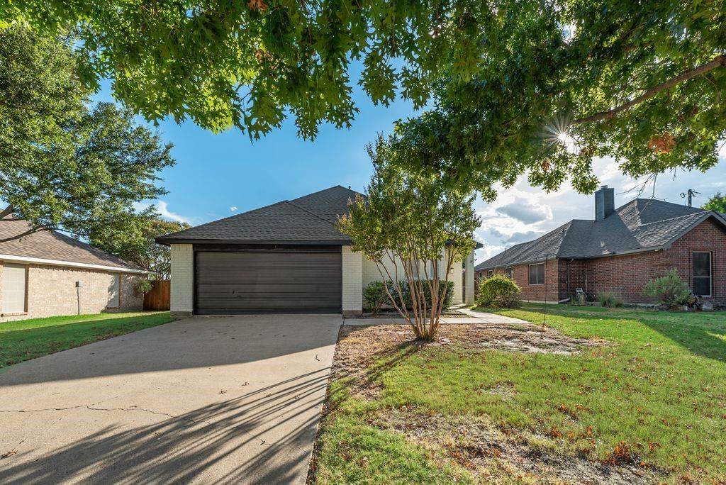 533 Bowie Street Property Photo 1