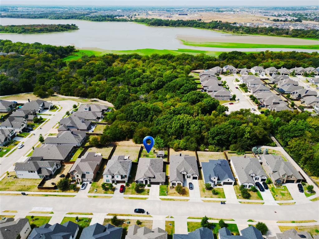 628 Lake Cove Drive Property Photo 1