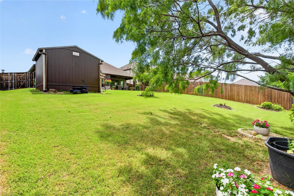 628 Lake Cove Drive Property Photo 37