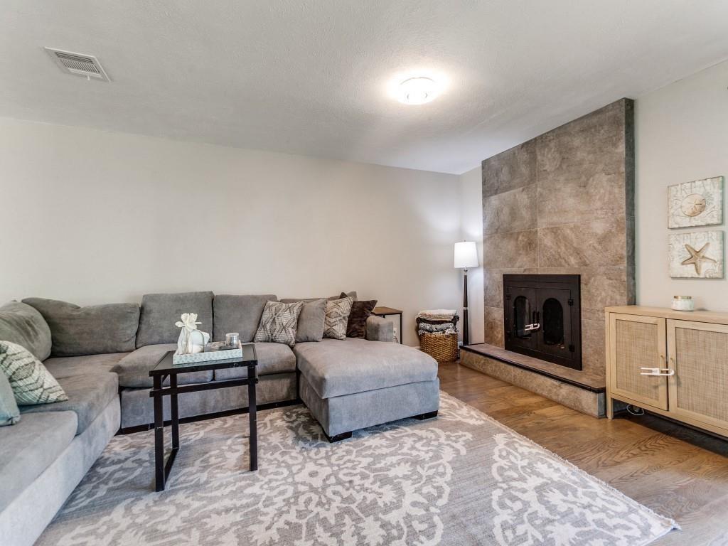 12235 Treeview Lane Property Photo 4