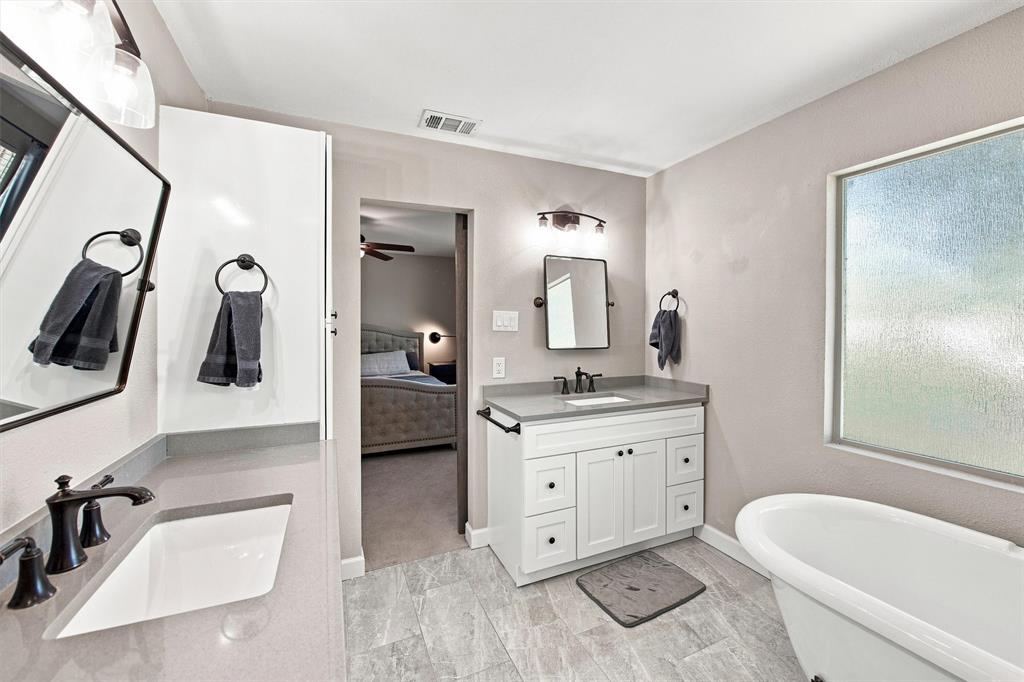 12235 Treeview Lane Property Photo 19