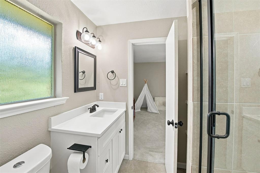 12235 Treeview Lane Property Photo 23
