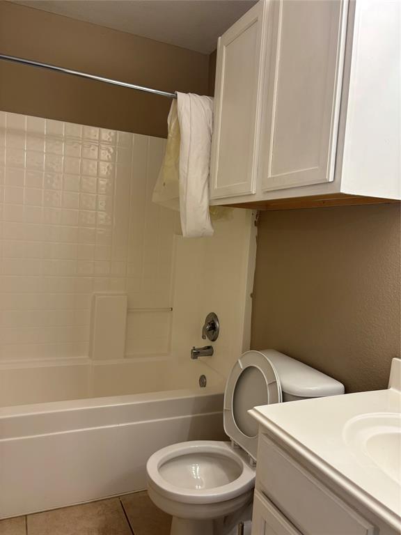 2711 Prairie Creek Drive Property Photo 14