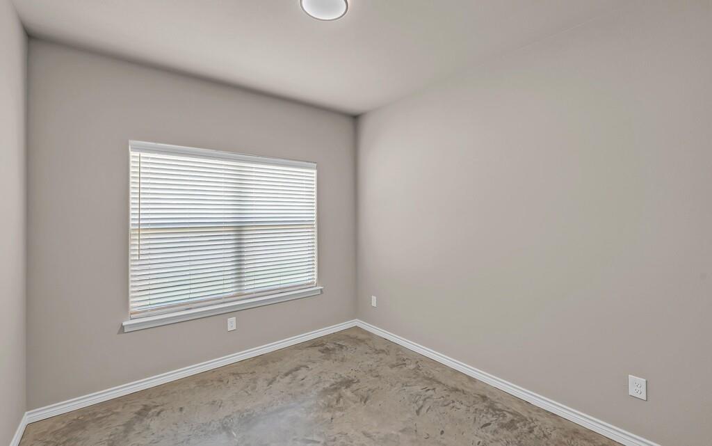 702 N College Street Property Photo 27