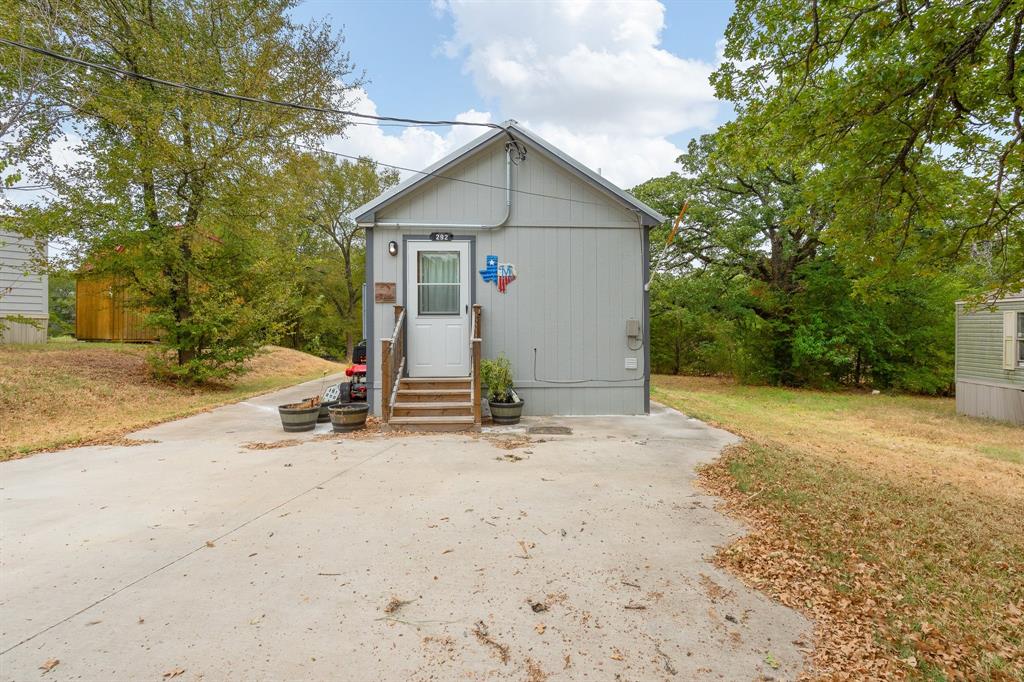 292 Chambers Drive Property Photo 16